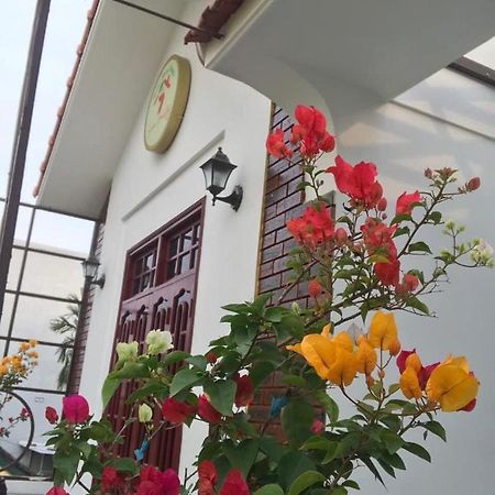 Seven Homestay Hue Exterior photo